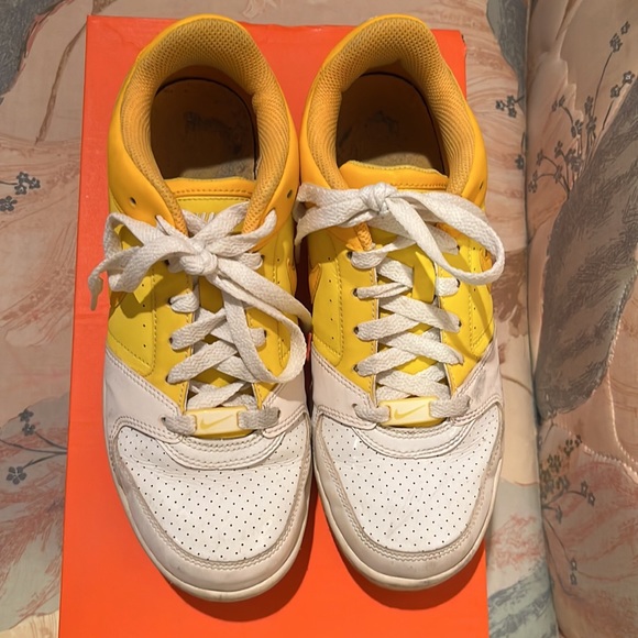 Nike Air Prestige (Women) 7.5 - Picture 3 of 7